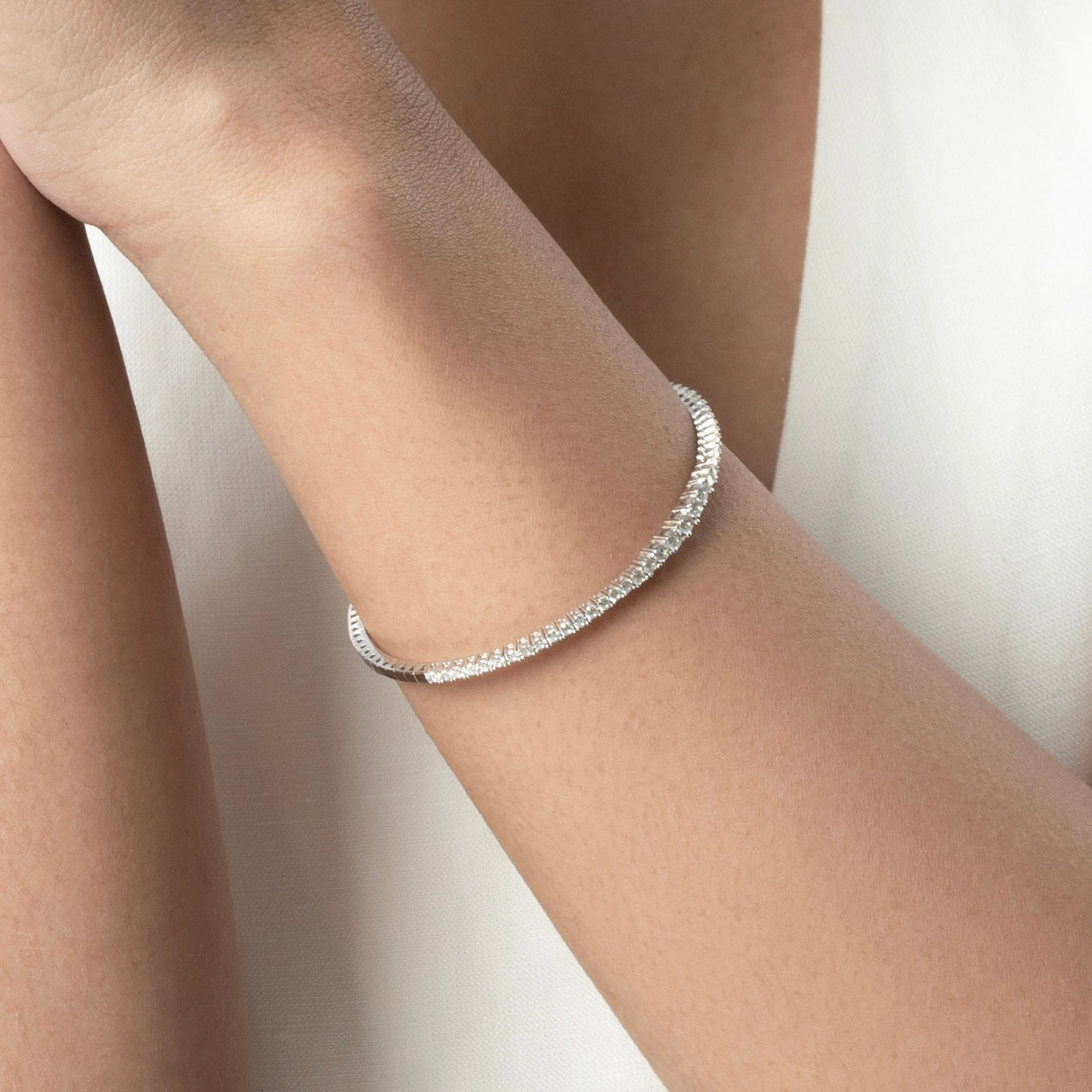 Shera Tennis Crown Bangle