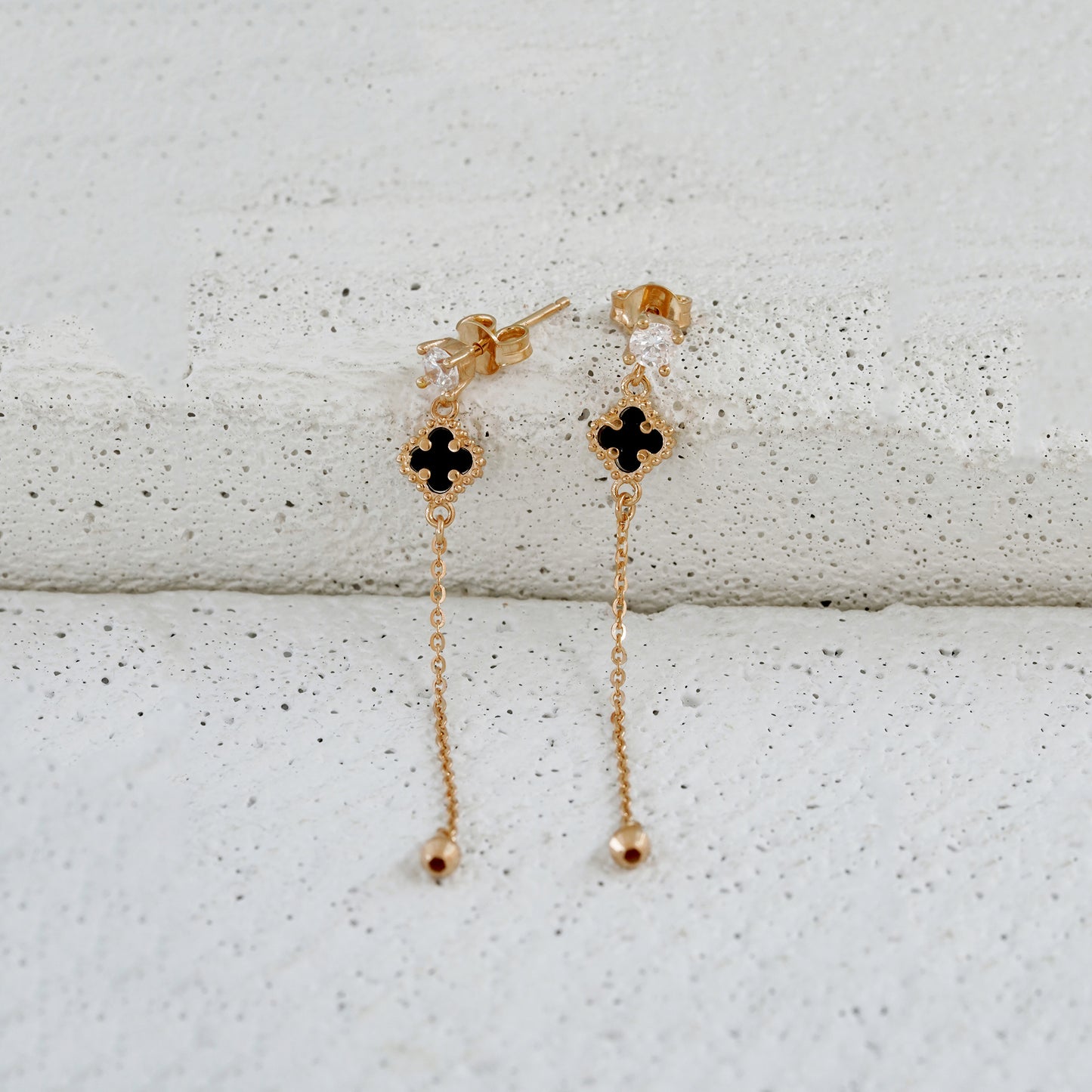 Inaya Black Clover Stud Earring