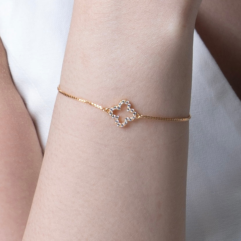 Sonia Clover Hollow Bracelet