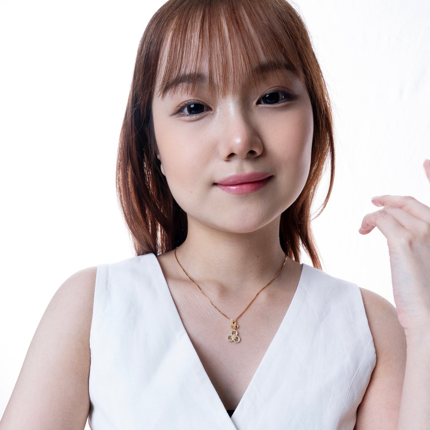 Joice Clover Necklace