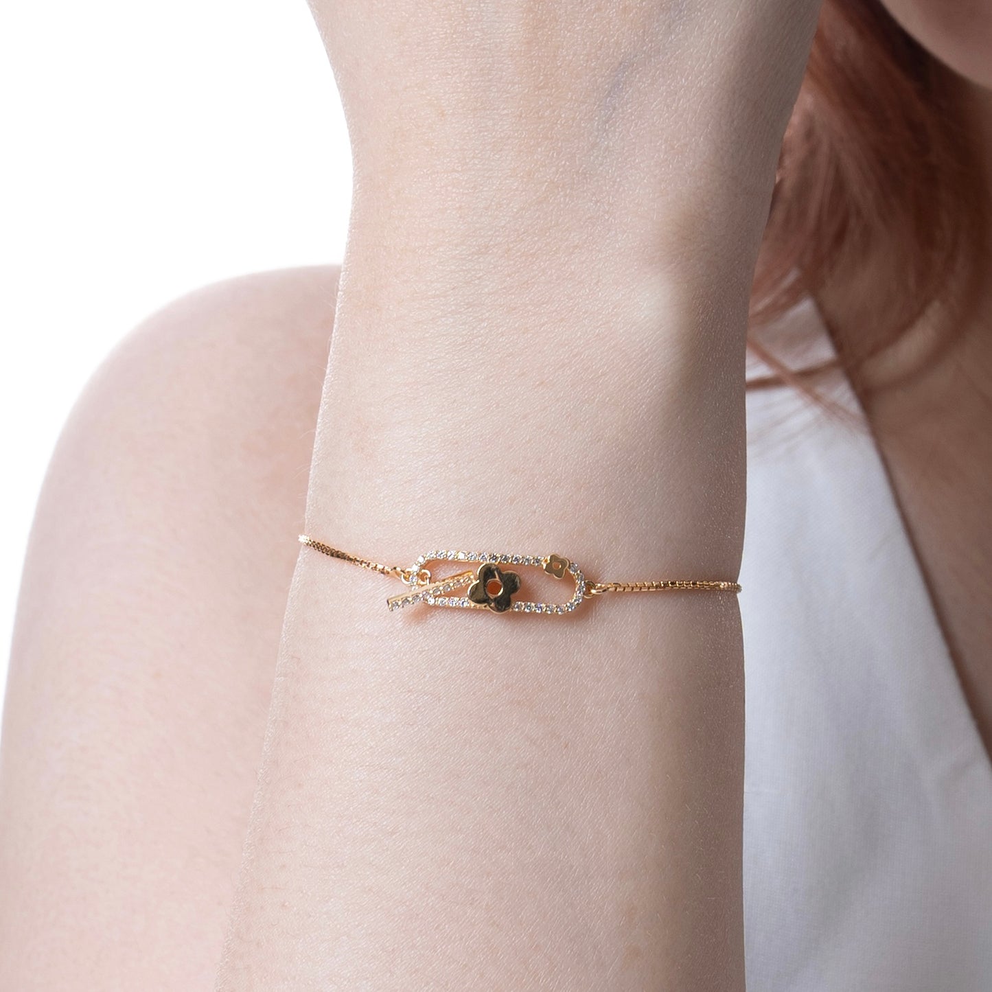 Stephia Clover Bar Bracelet