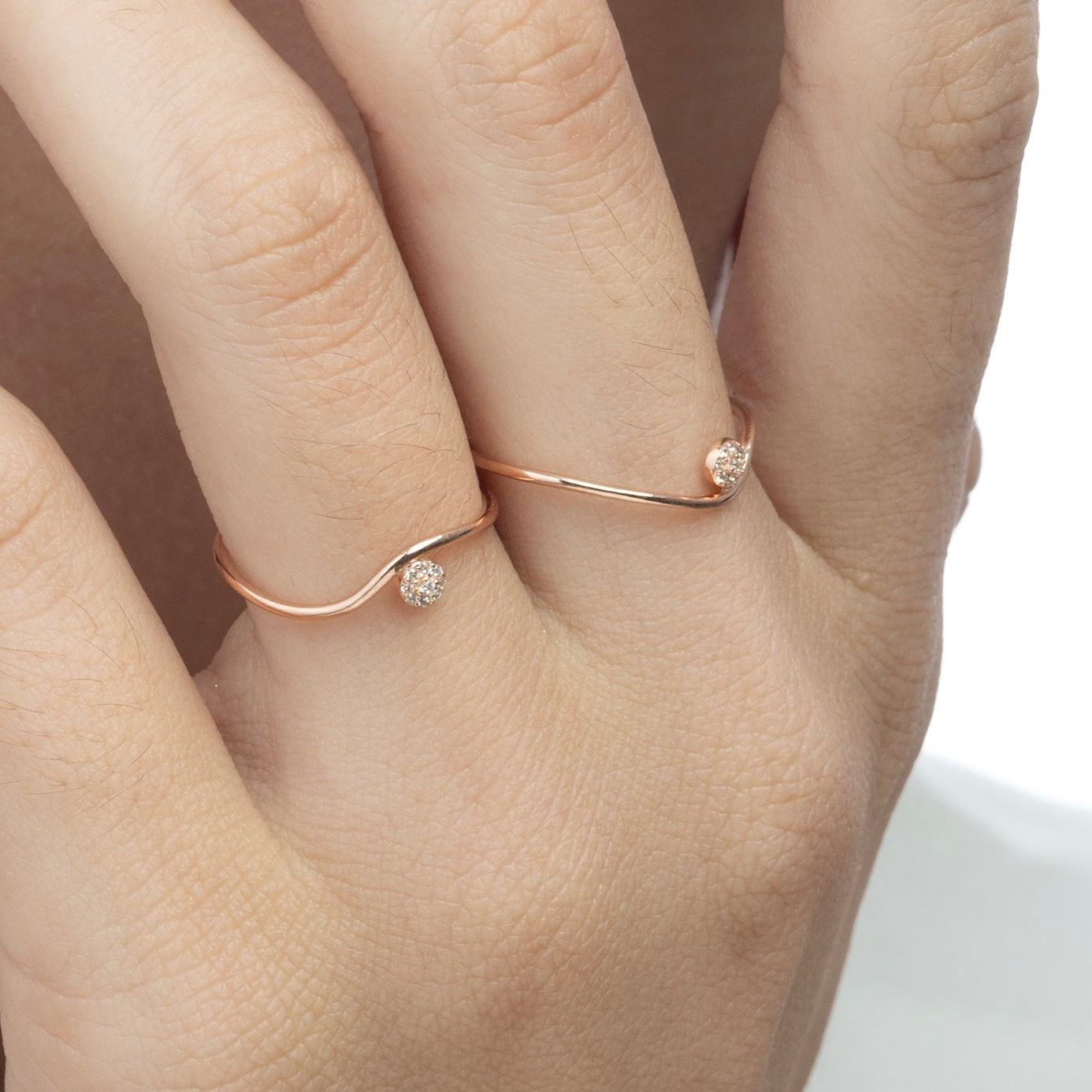 Selana Wavy Stone Ring