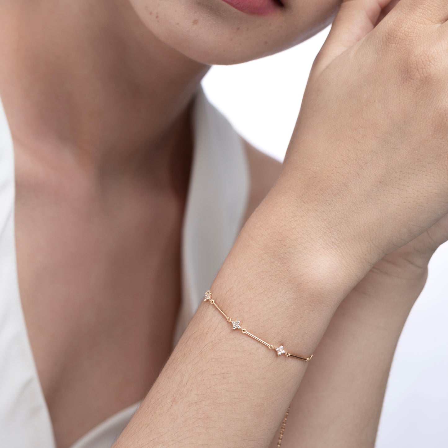 Jovanca Clover Bar Bracelet