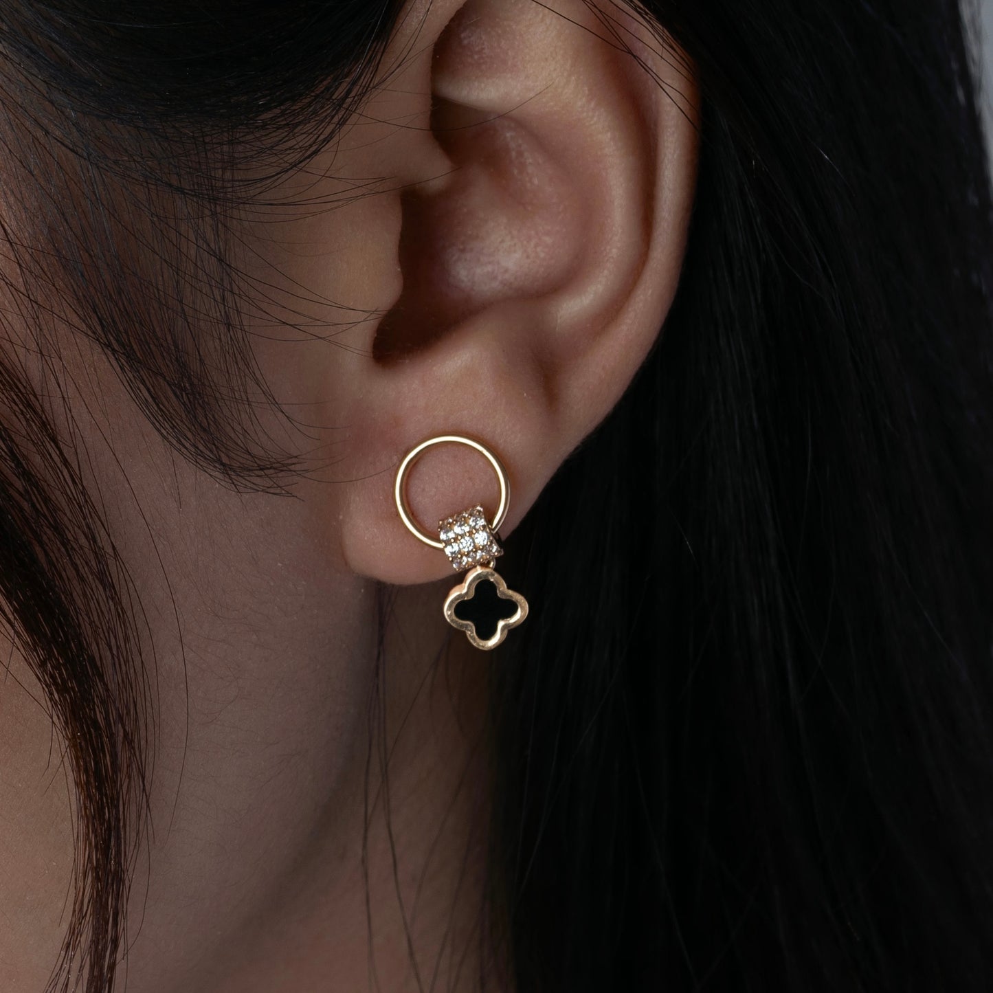 Jessie Black Clover Stud Earring