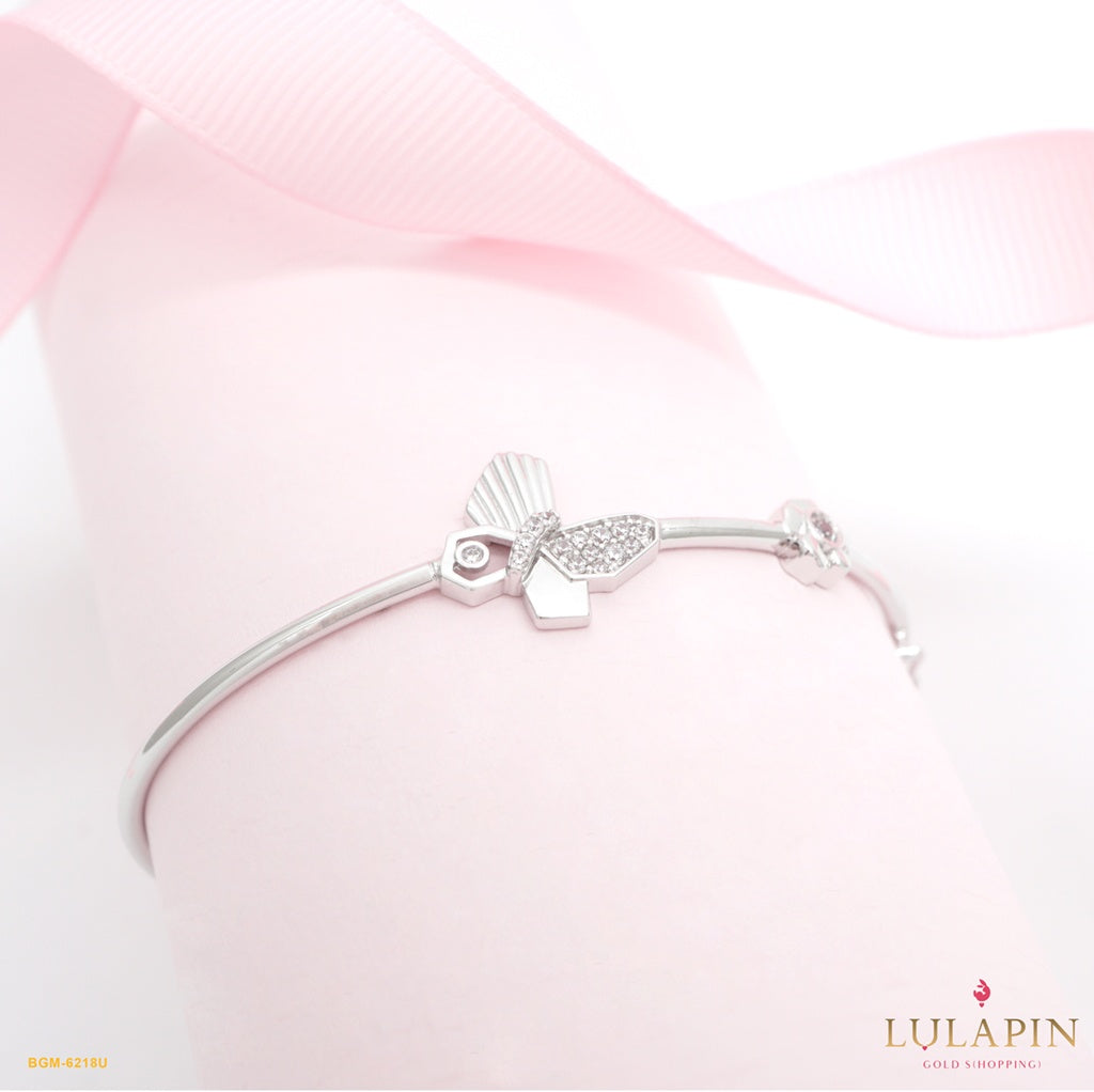 Sparkling Cubism Butterfly White Bangle