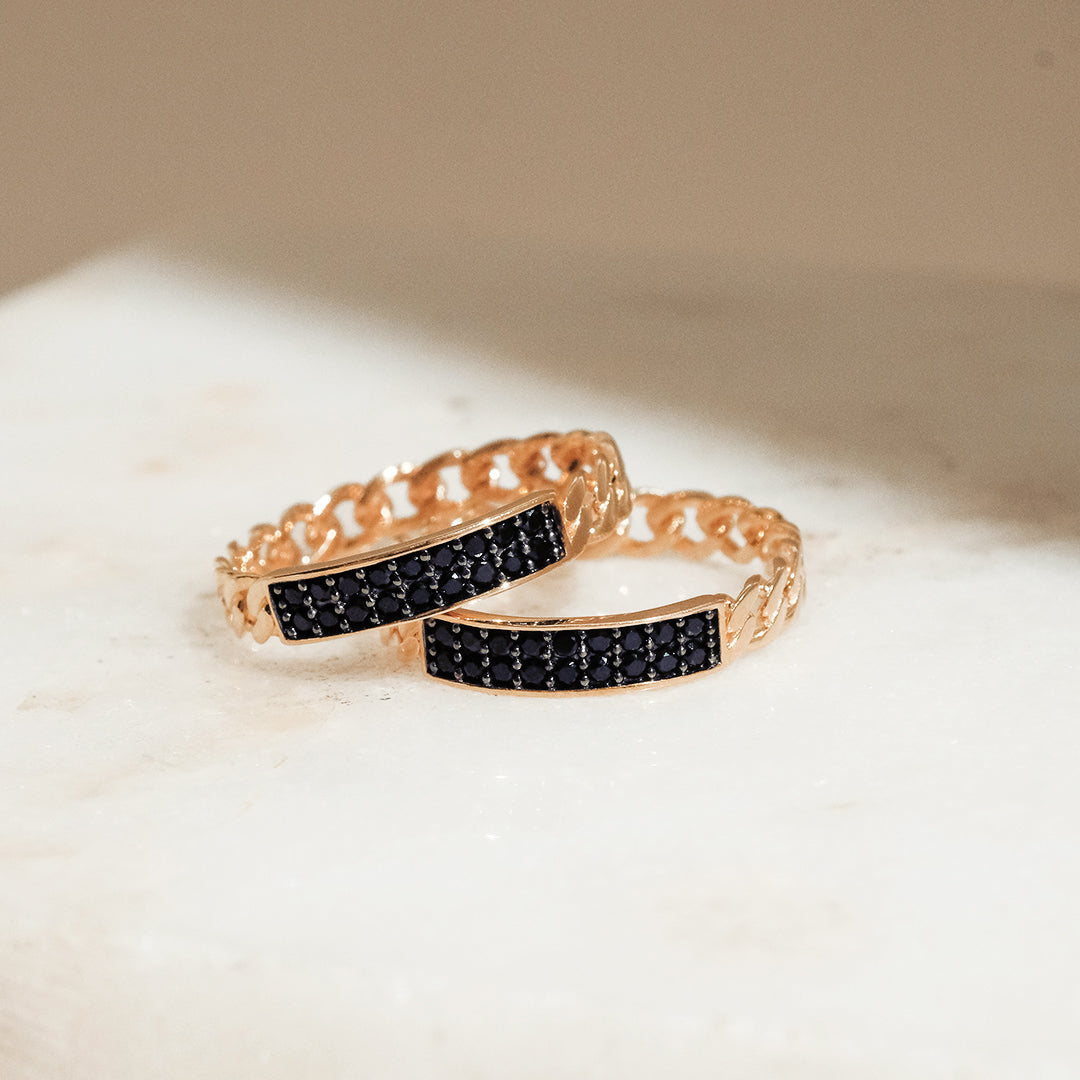 Belleza Black Bar Chain Ring