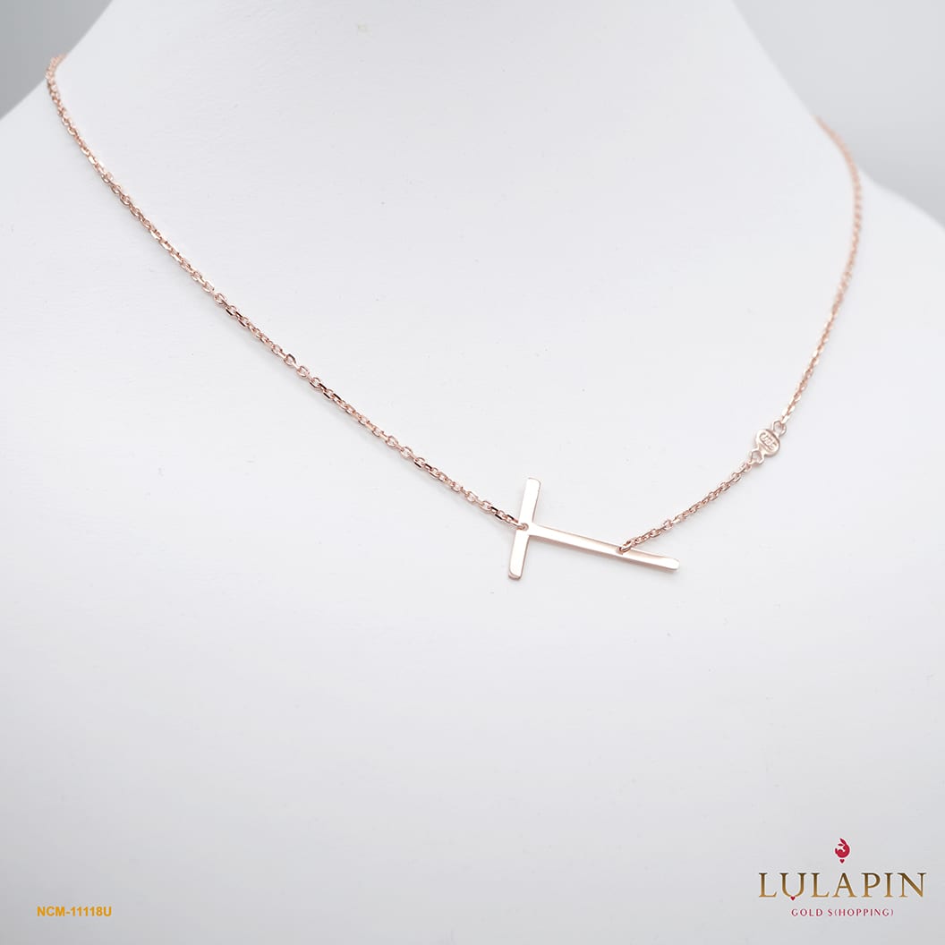 Letter 'T' Maxi Rose Necklace