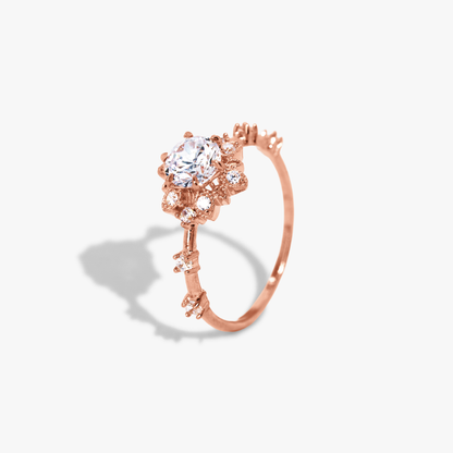 Reve Flower Solitaire Ring