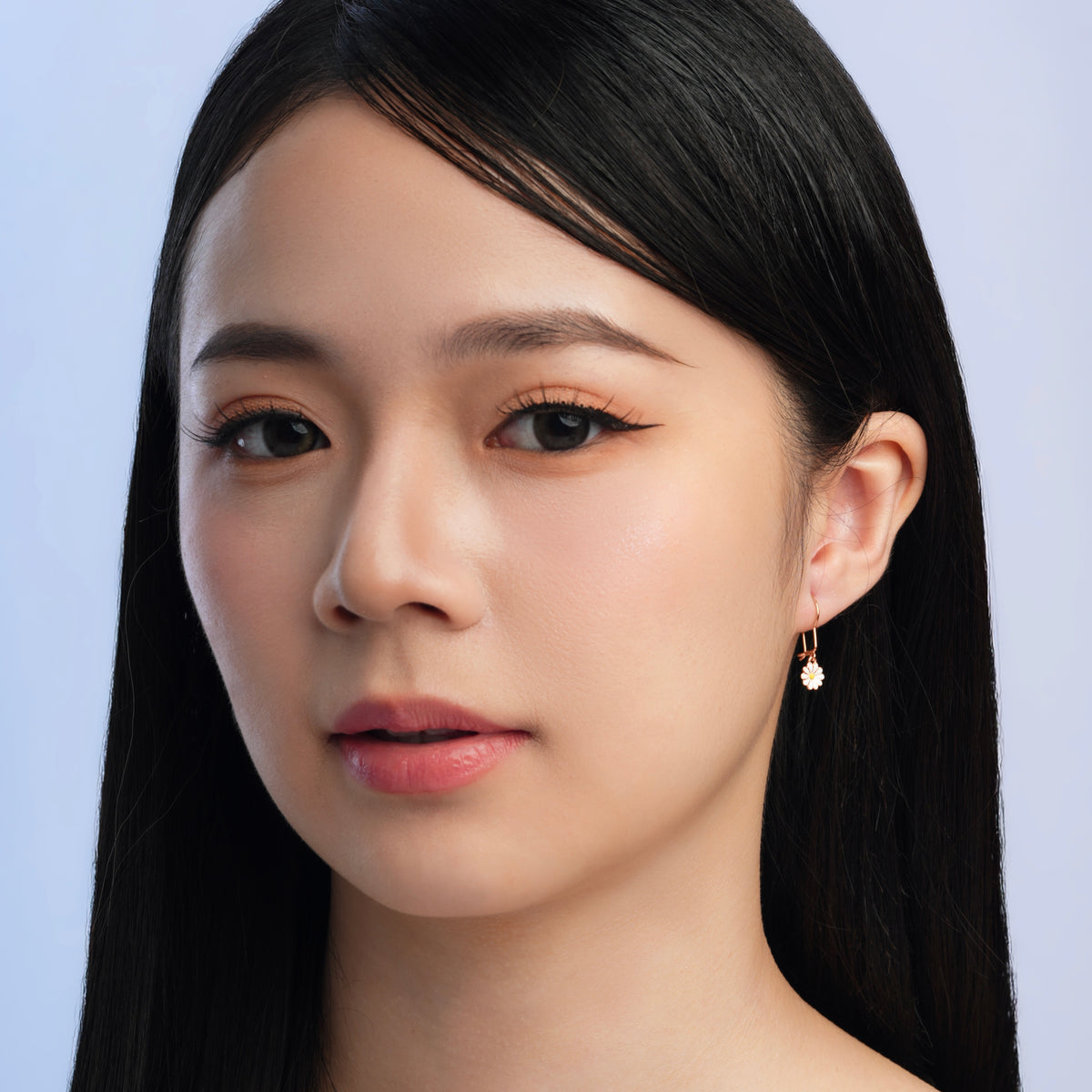 Daisy d’Or Rose Earring