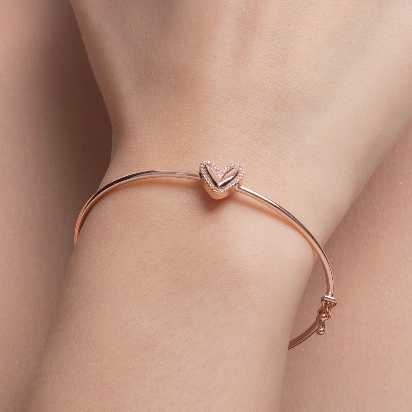 Valoise Heart Bangle