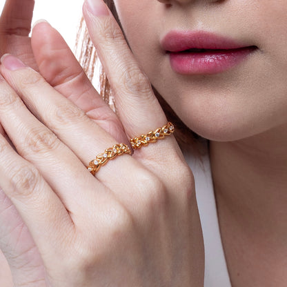 Laura Heart Leaf Ring