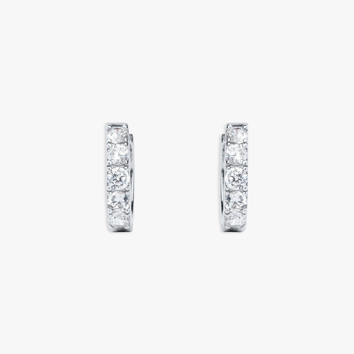 Chiara Classic Hoop Earring