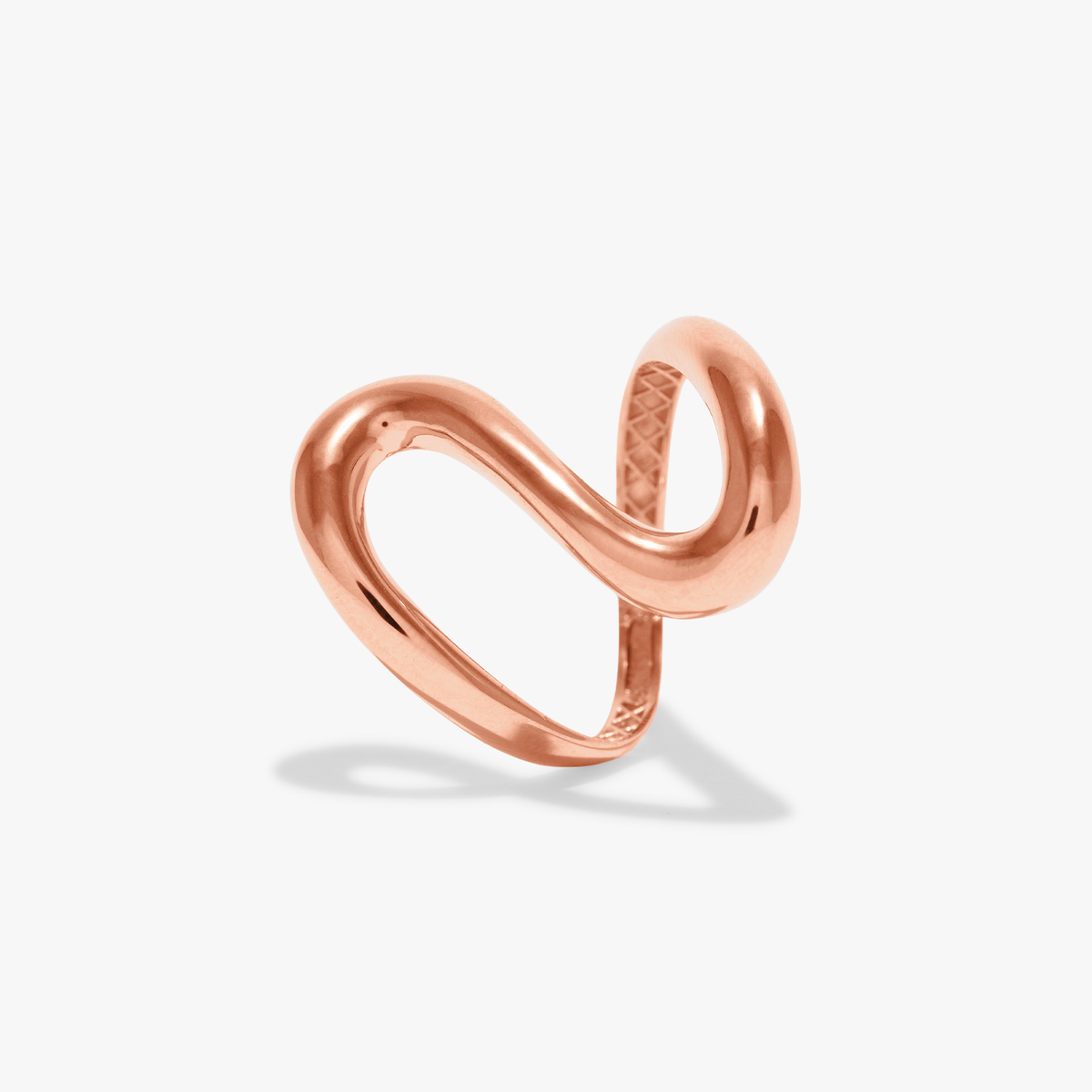 Helsya Sinous Bold Ring