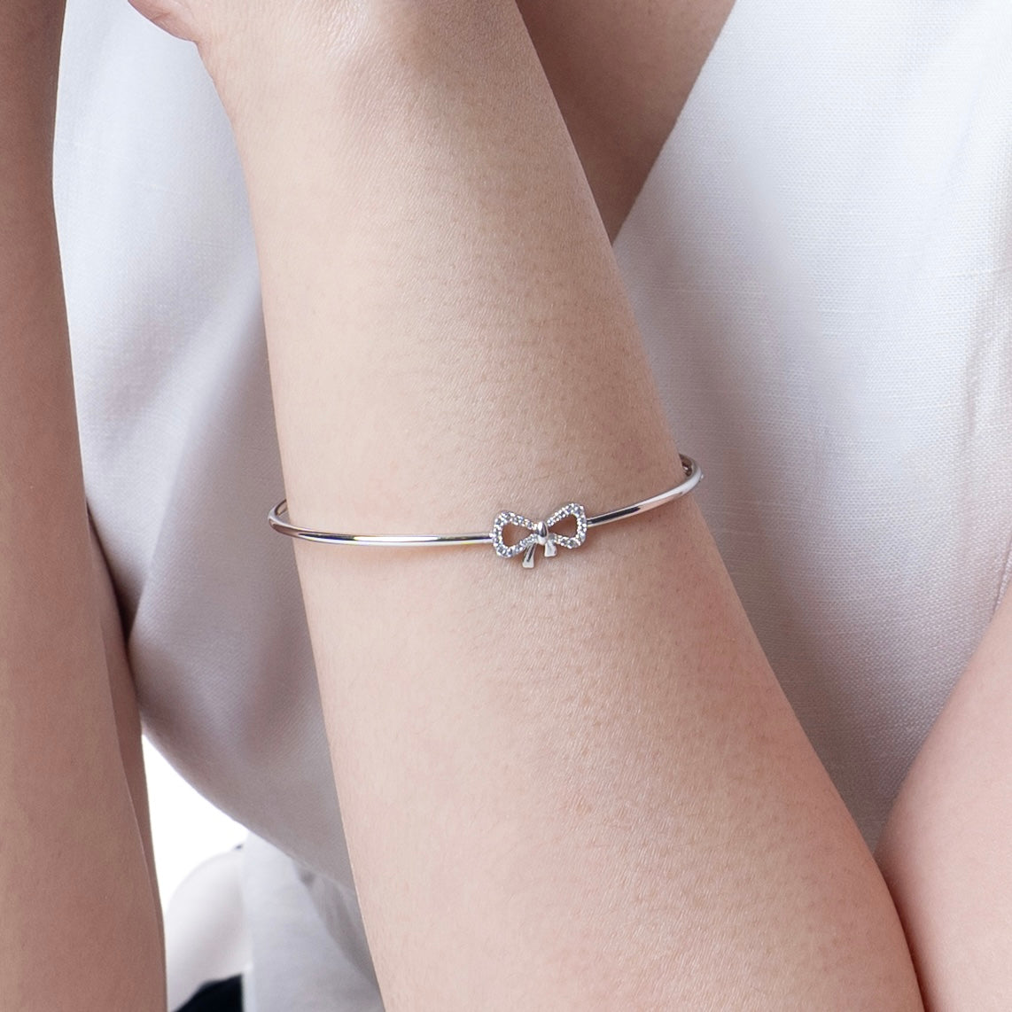 Sophie Ribbon Bangle