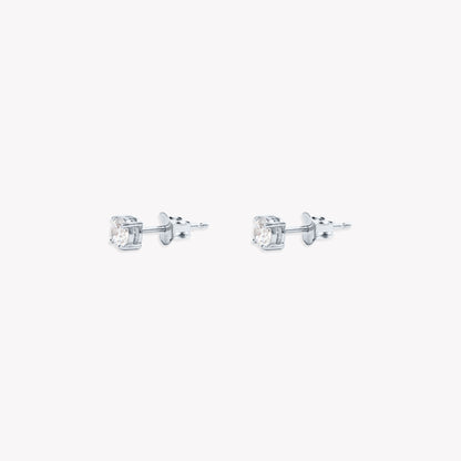 Amora Classic Solitaire Stud Earring