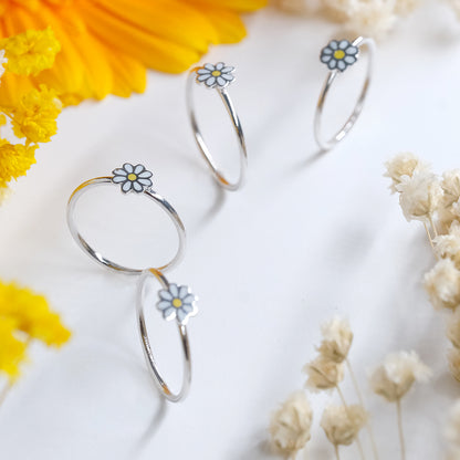 Bloom Daisy Ring