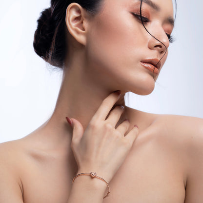 Valoise Heart Bangle