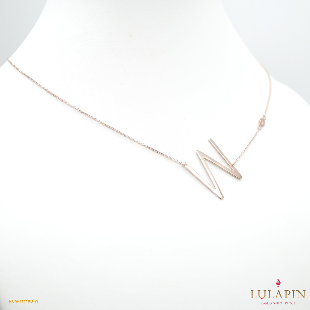 Letter 'W' Maxi Rose Necklace