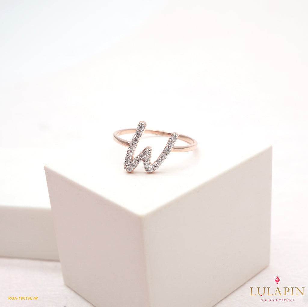 Sparkling Initial W Rose Ring